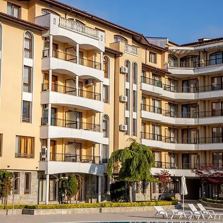 Apartament Sunny In A Complex With A Pool And Gym By Flаt Manаger