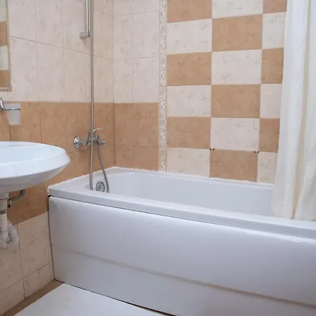 Sunny In A Complex With A Pool And Gym By Flаt Manаger Apartman Napospart